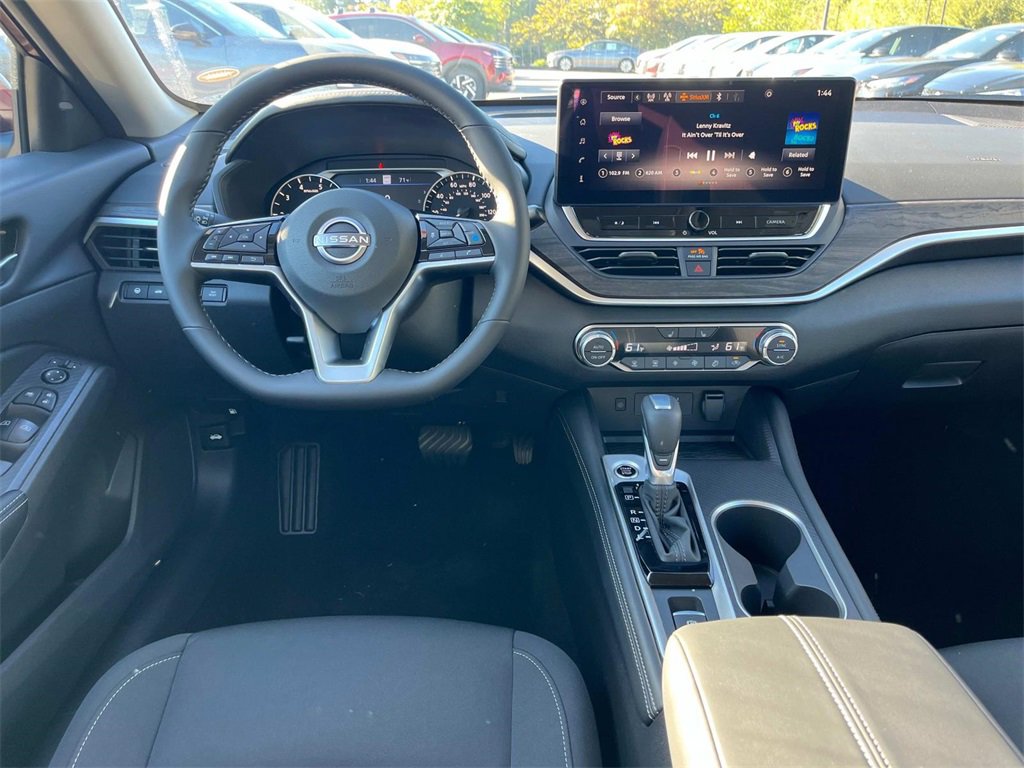 New 2025 Nissan Altima 2.5 SV w/ SV Premium Package image 13