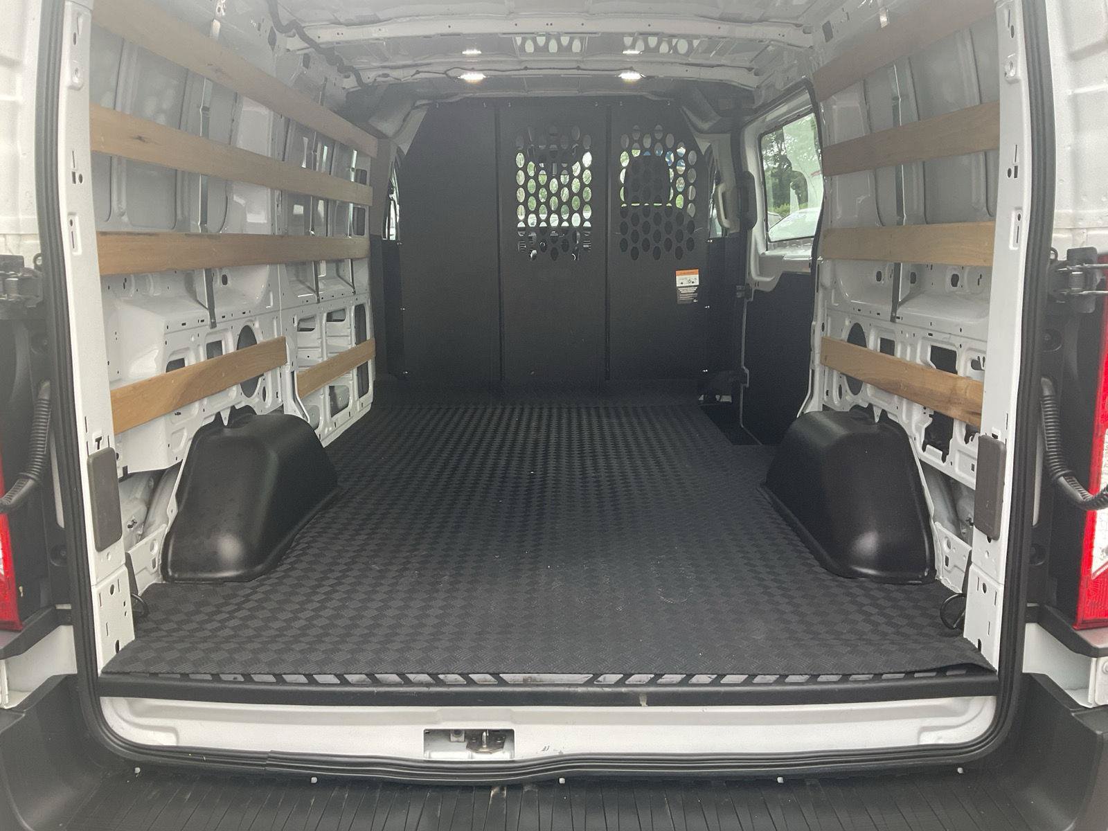 Used 2025 Ford Transit 250 Low Roof w/ Exterior Upgrade Package RWD image 16