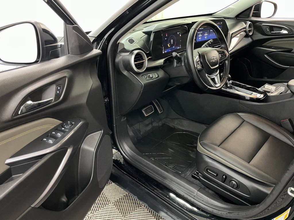 Certified 2024 Chevrolet Trax ACTIV w/ Sunroof Package image 21