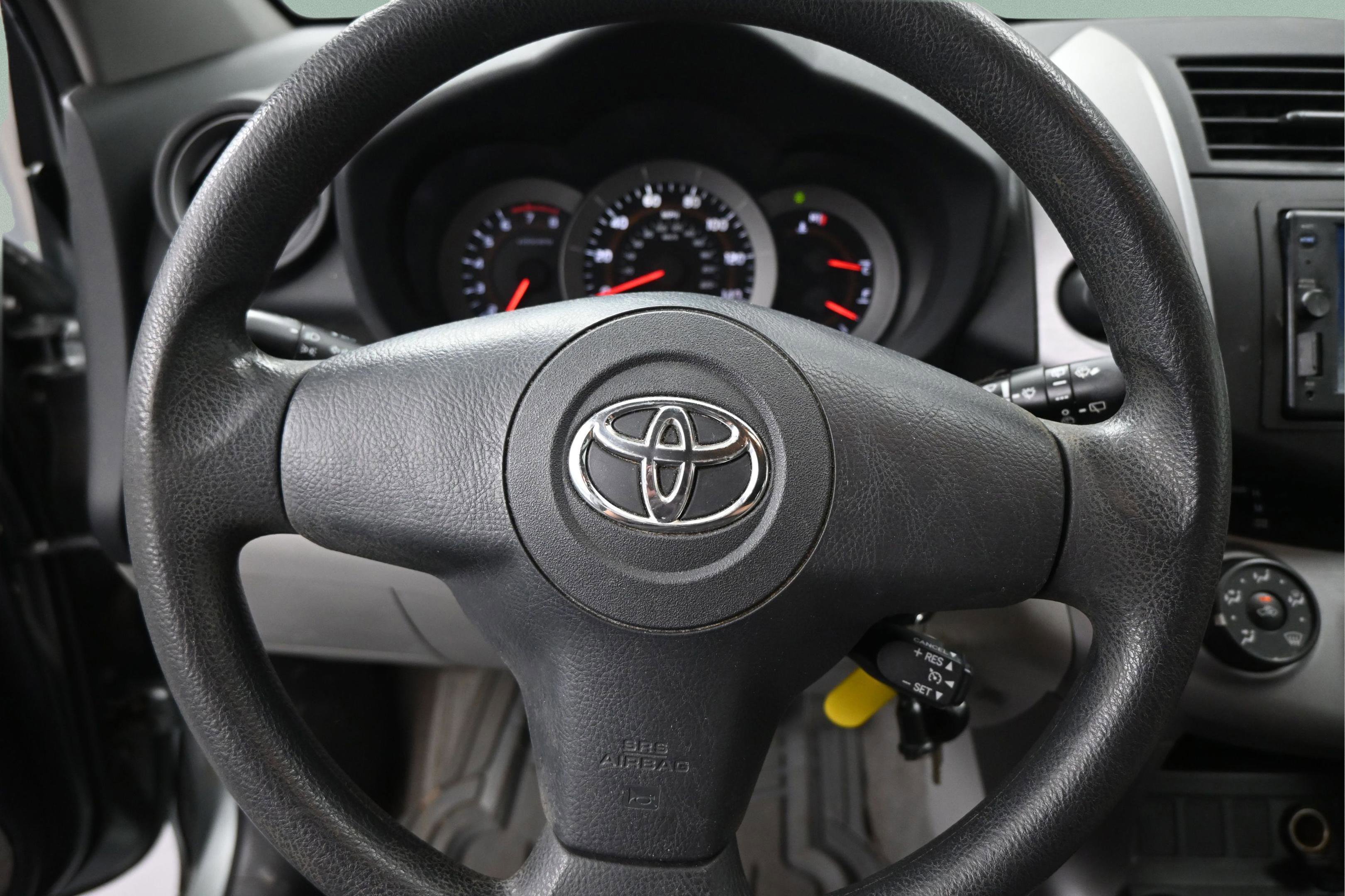 Used 2008 Toyota RAV4 2WD image 27