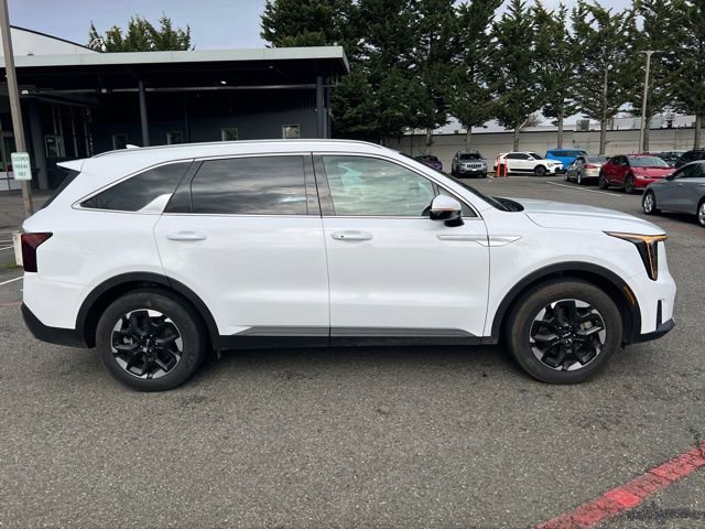 Certified 2024 Kia Sorento S image 4