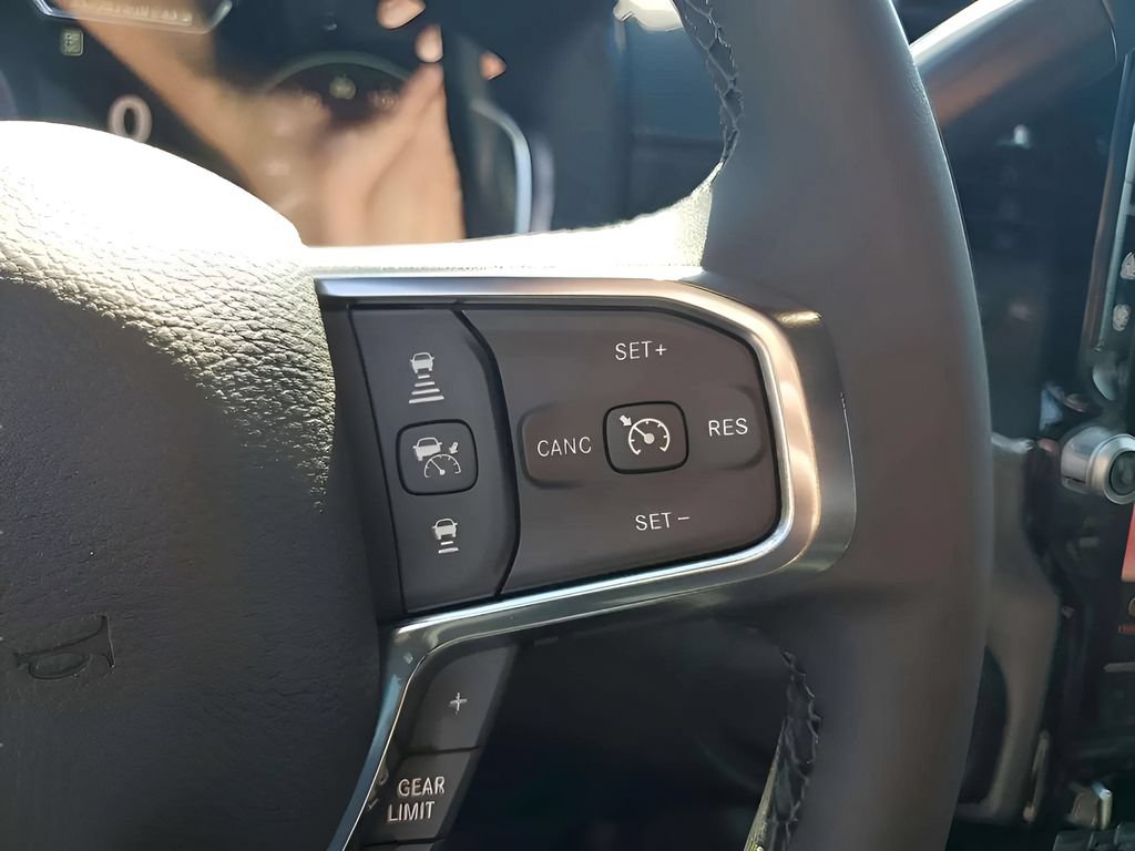 New 2025 RAM 2500 Laramie AWD/4WD image 72