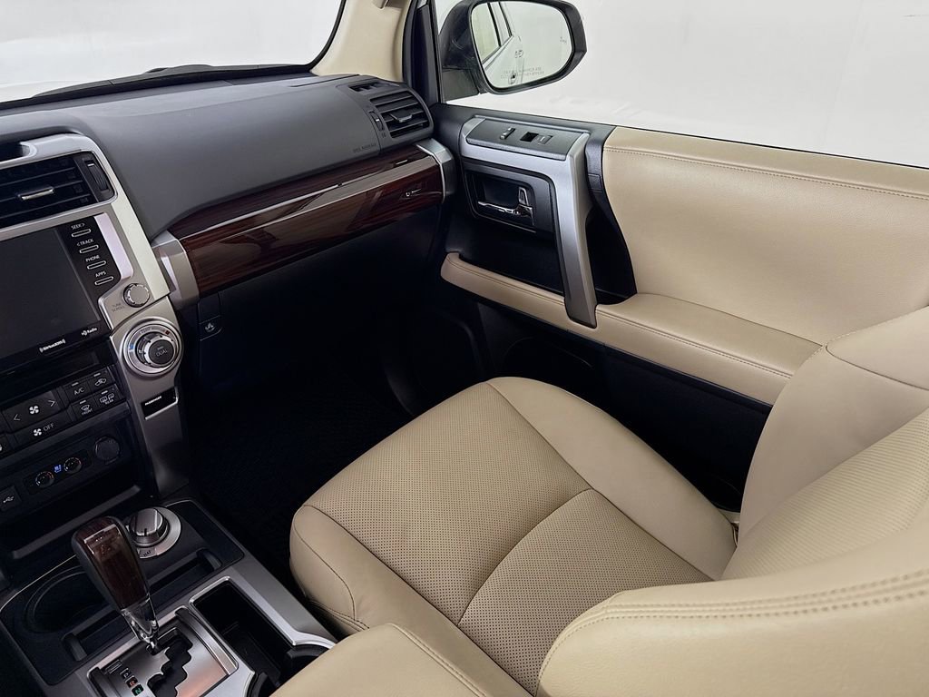 Used 2024 Toyota 4Runner Limited image 25