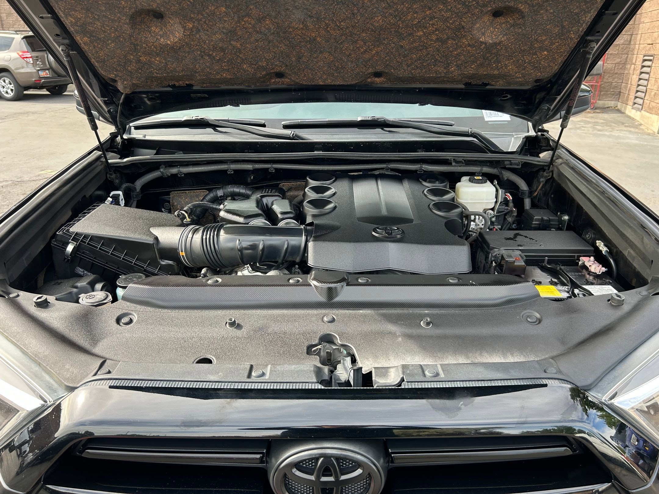 Certified 2023 Toyota 4Runner SR5 AWD/4WD image 32