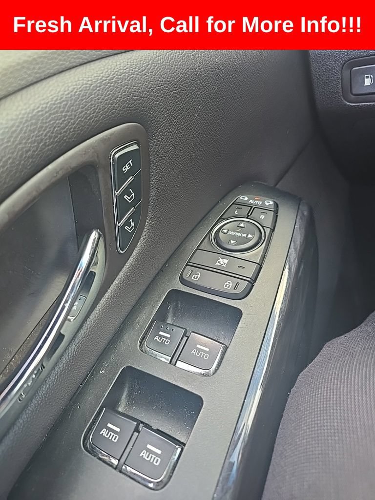 Used 2016 Kia Sedona SX Limited FWD image 16