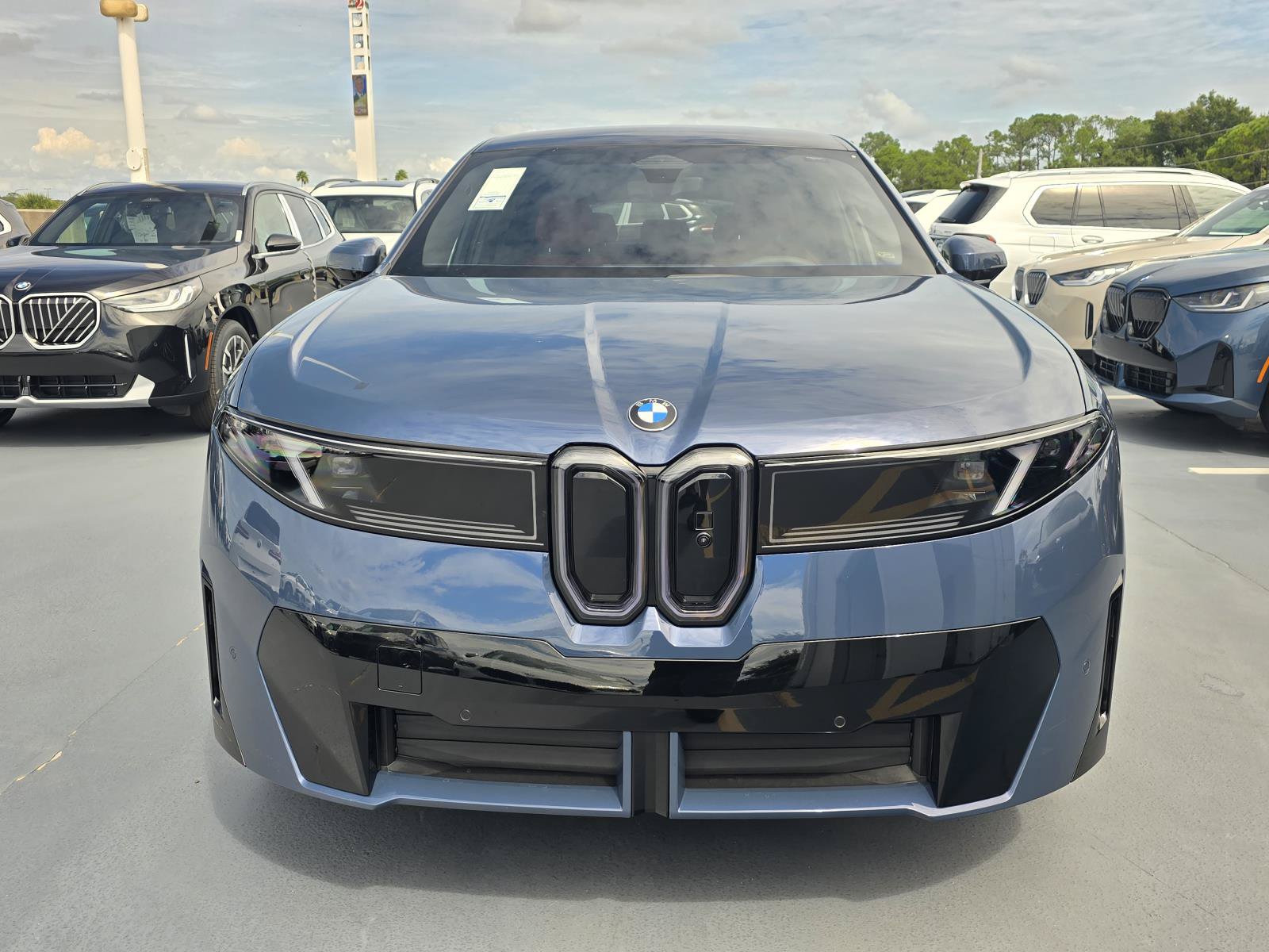 New 2027 BMW iX3 50 xDrive w/ M Sport Package AWD/4WD image 2