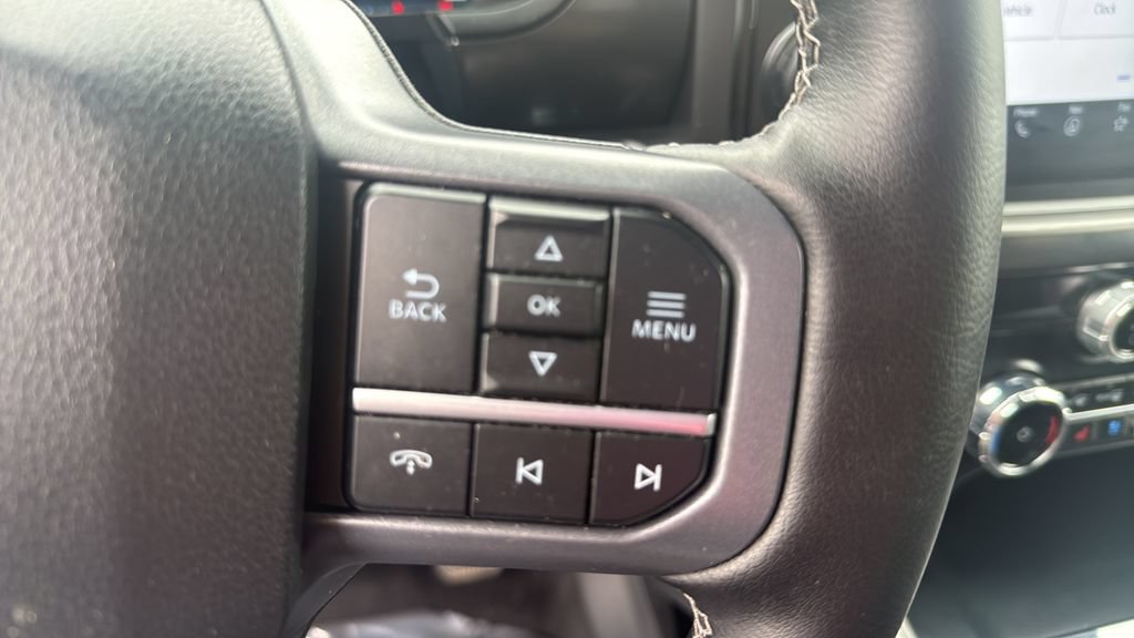 Used 2025 Ford F150 Lariat AWD/4WD image 15
