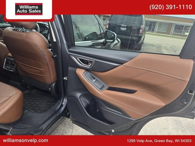 Used 2019 Subaru Forester Touring AWD/4WD image 18