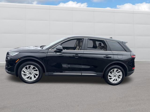 Used 2024 Lincoln Corsair AWD image 2