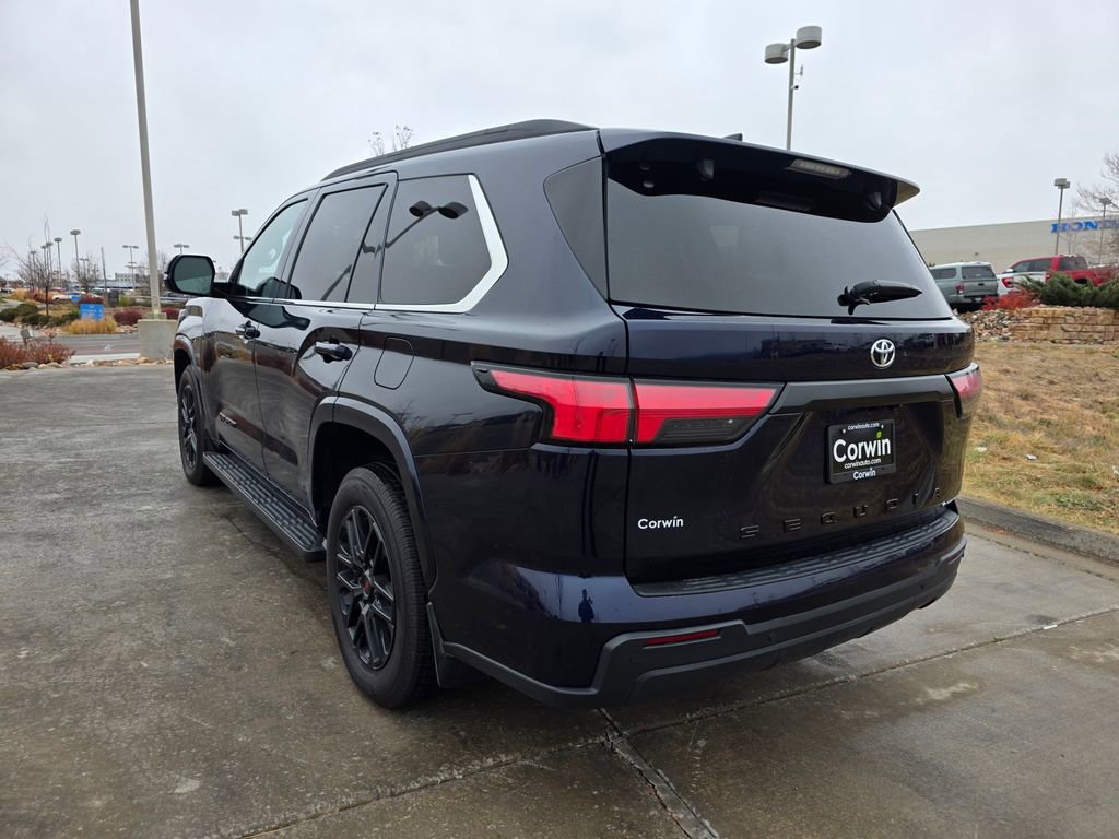 Used 2025 Toyota Sequoia SR5 image 5