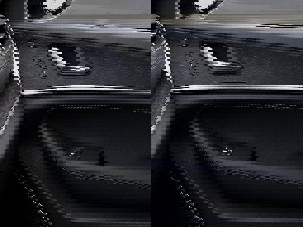 New 2025 Jeep Grand Cherokee L Overland w/ Advanced Protech Group III image 25