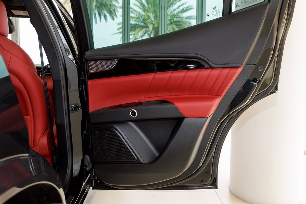 New 2025 Maserati Grecale Modena image 36