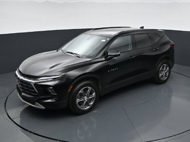 Used 2024 Chevrolet Blazer LT w/ Convenience Package FWD image 35