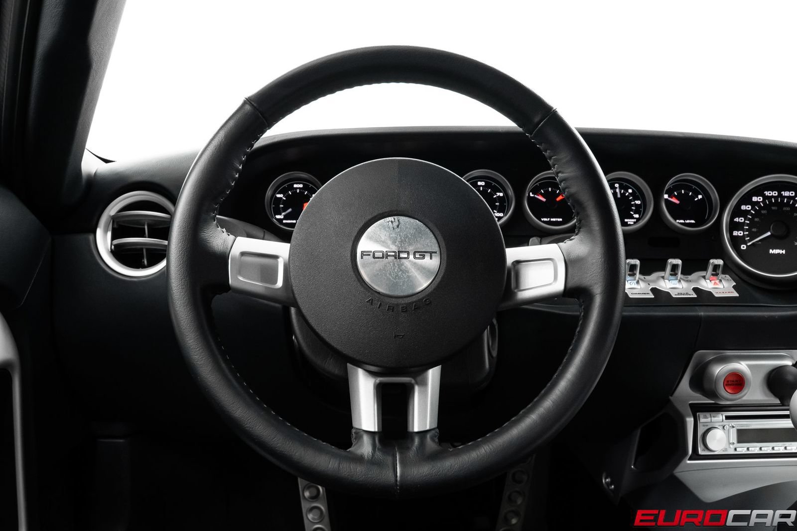 Used 2006 Ford GT RWD image 34