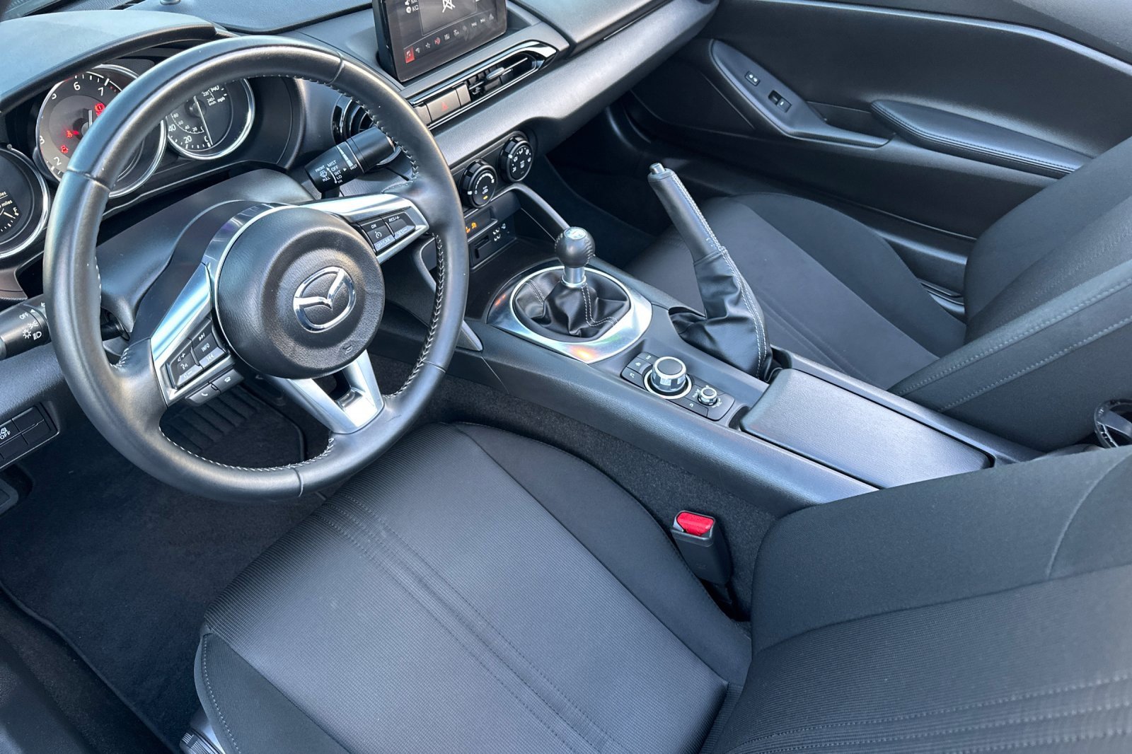 Used 2022 MAZDA MX-5 Miata Sport image 10