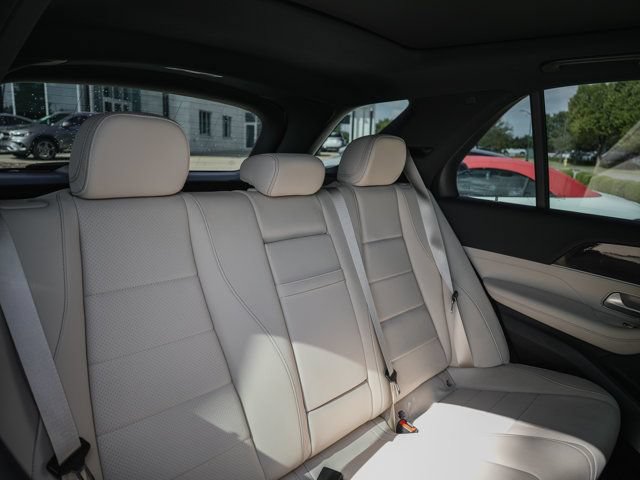 Certified 2025 Mercedes-Benz GLE 450e 4MATIC image 37