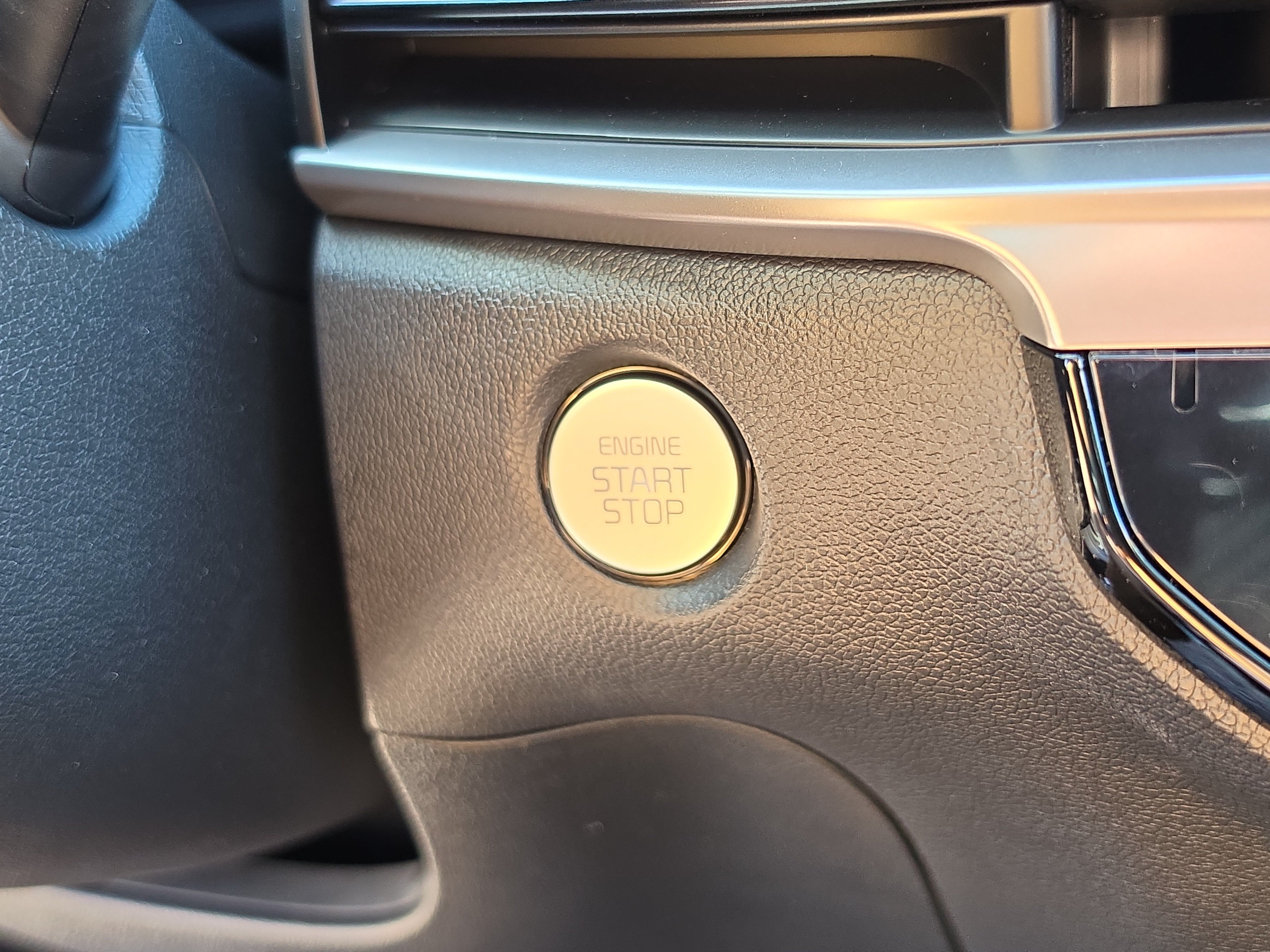 New 2026 Kia Sorento LX FWD image 26