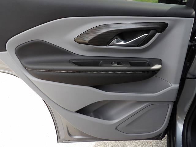 Certified 2023 GMC Terrain SLT w/ LPO, Floor Liner Package AWD/4WD image 29