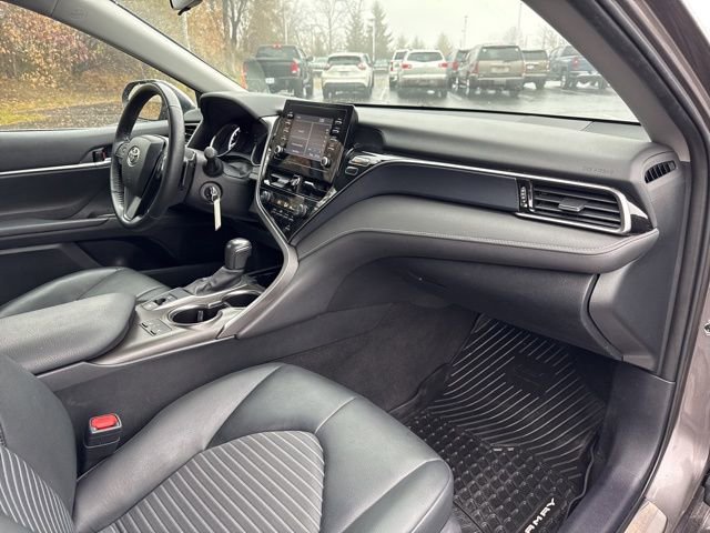 Used 2024 Toyota Camry SE image 26
