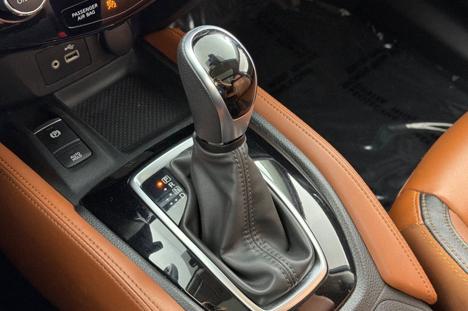 Used 2019 Nissan Rogue SL w/ Premium Package FWD image 21