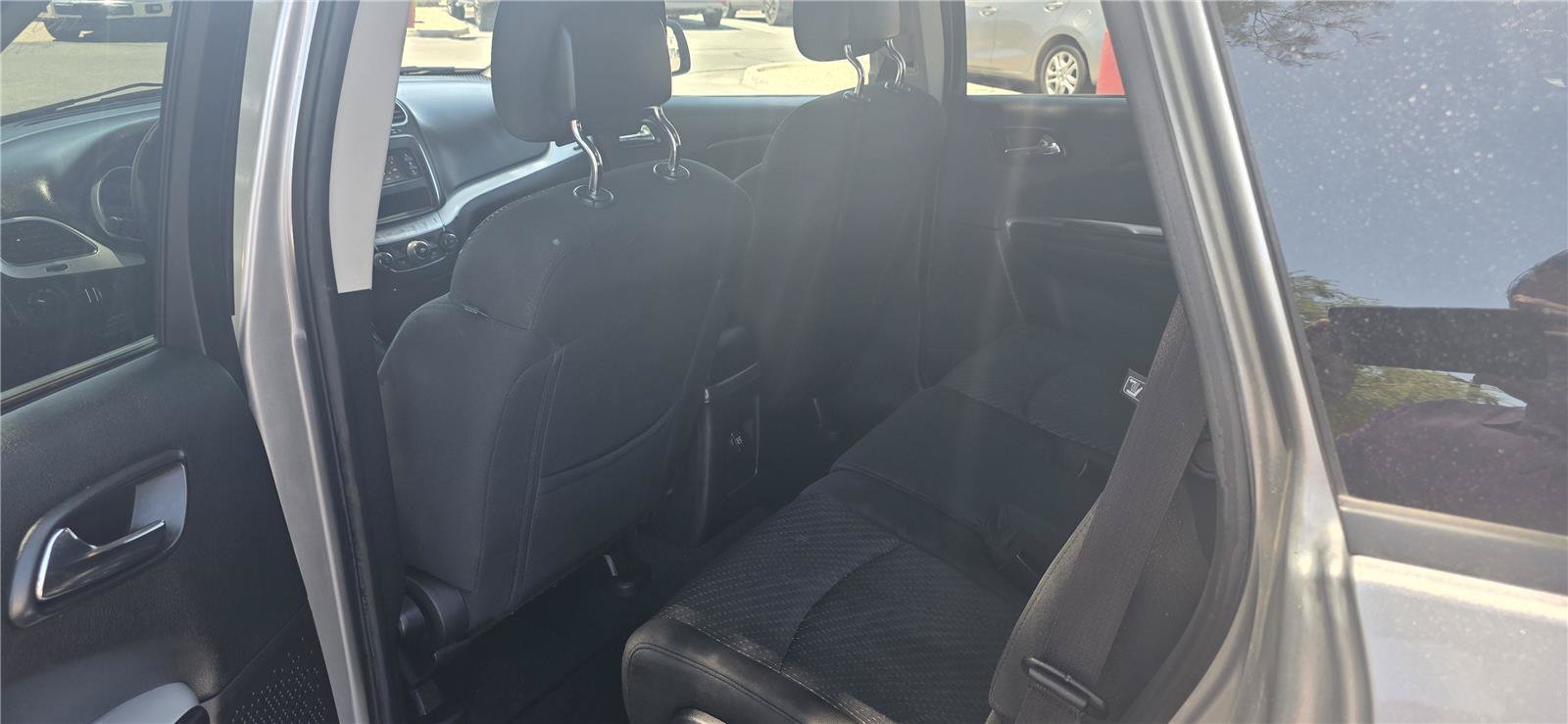 Used 2019 Dodge Journey SE FWD image 14