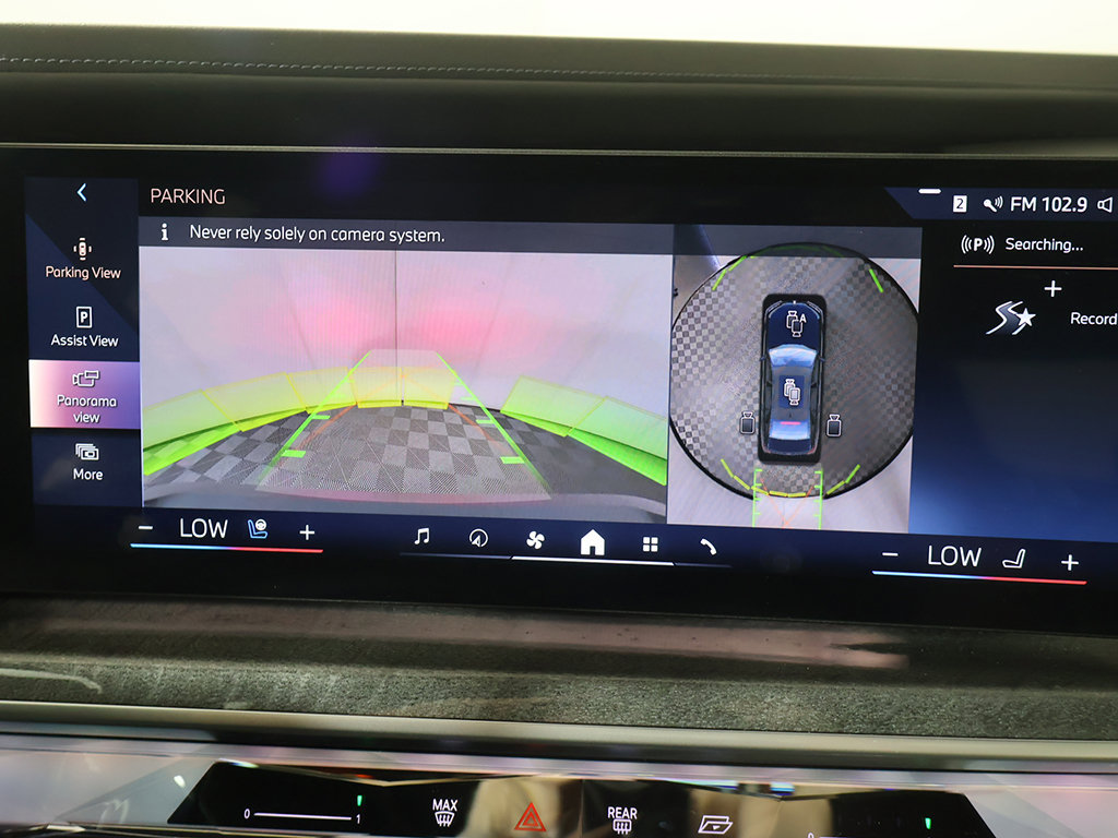 Used 2023 BMW 760i xDrive w/ Luxury Rear Seating Package AWD/4WD image 60