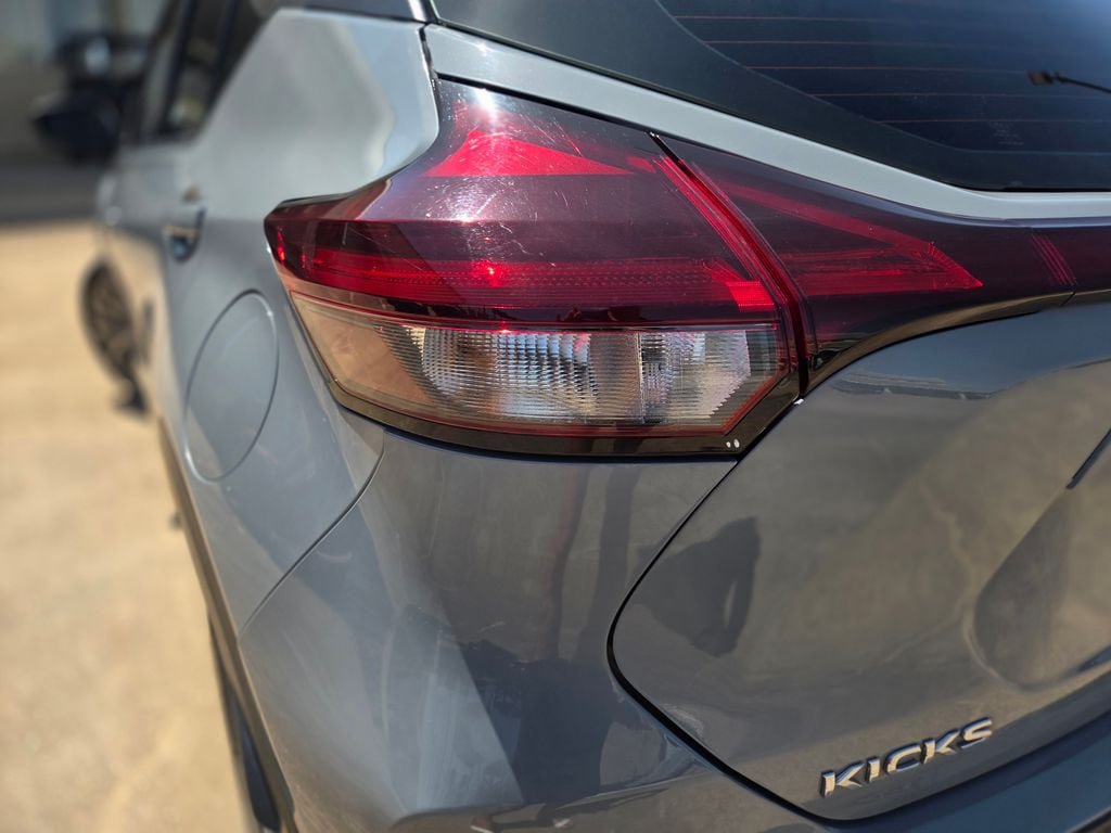 Used 2024 Nissan Kicks SV FWD image 33