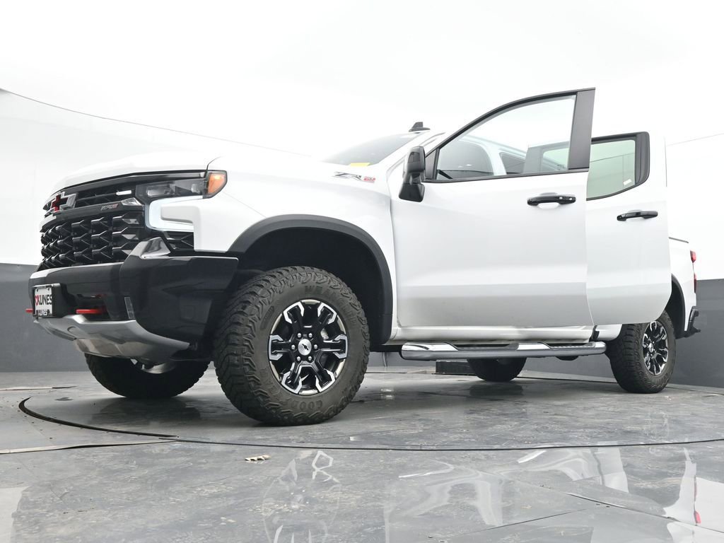 Used 2024 Chevrolet Silverado 1500 ZR2 w/ Technology Package AWD/4WD image 53