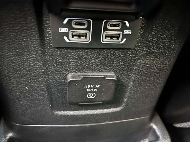 Used 2023 Jeep Wrangler Unlimited Sahara w/ Cold Weather Group AWD/4WD image 11