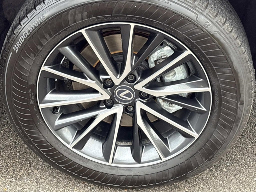 Used 2024 Lexus NX 250 FWD w/ Premium Package image 11