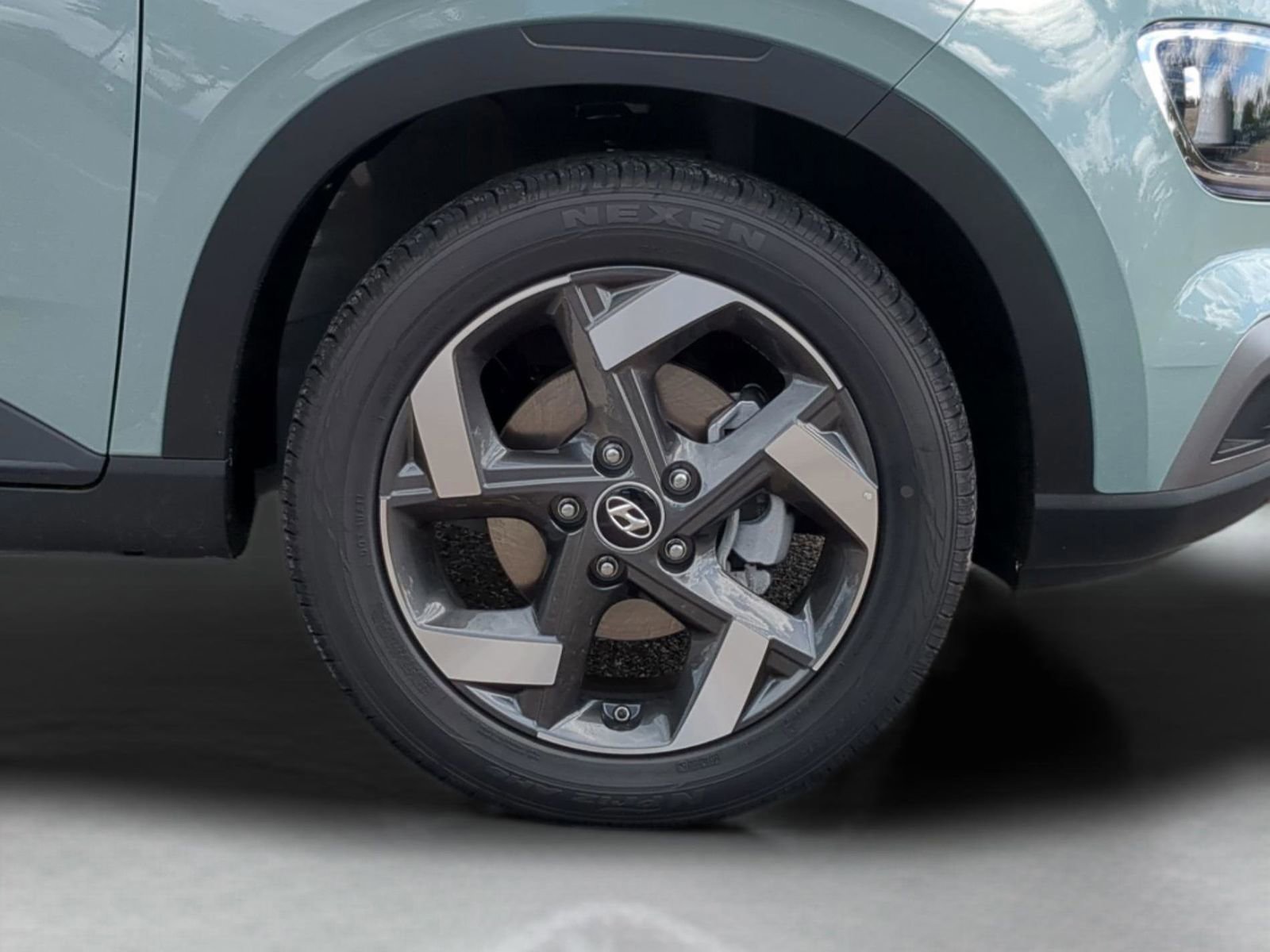 New 2026 Hyundai Venue SEL FWD image 37