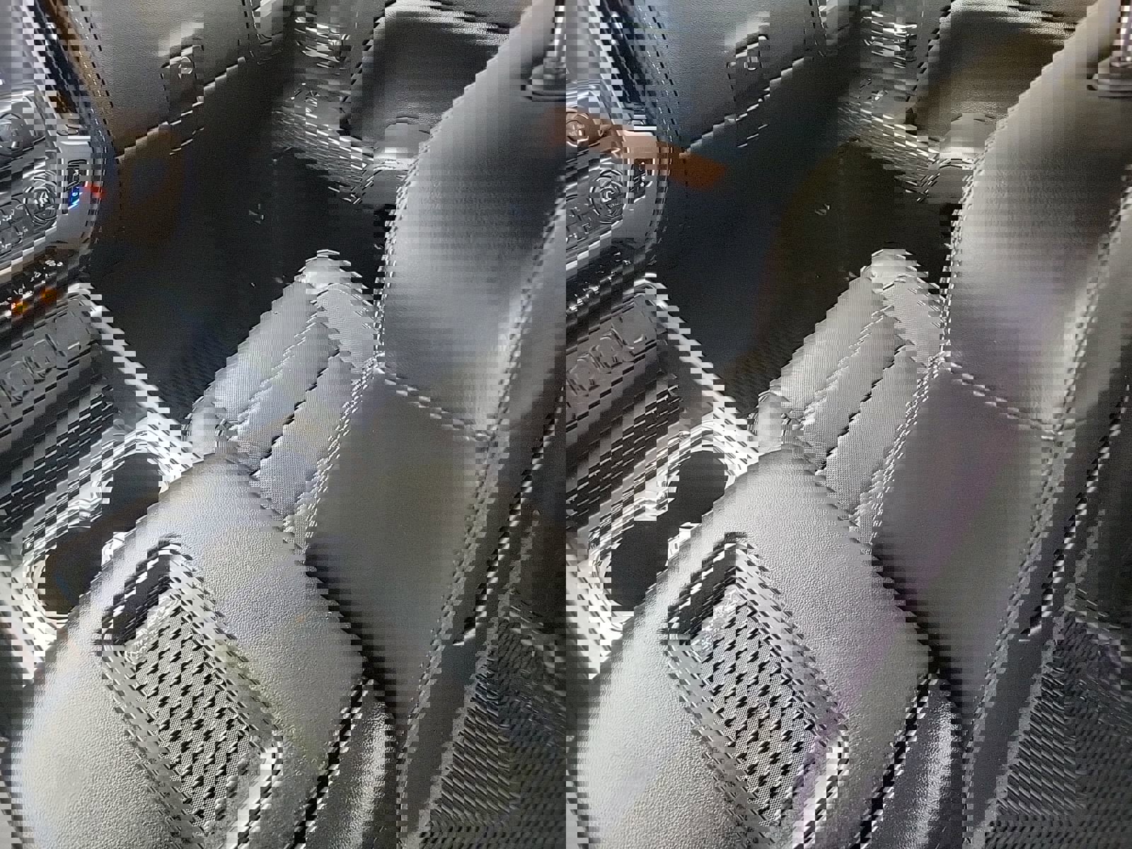 Used 2017 GMC Sierra 2500 Denali w/ Duramax Plus Package image 18