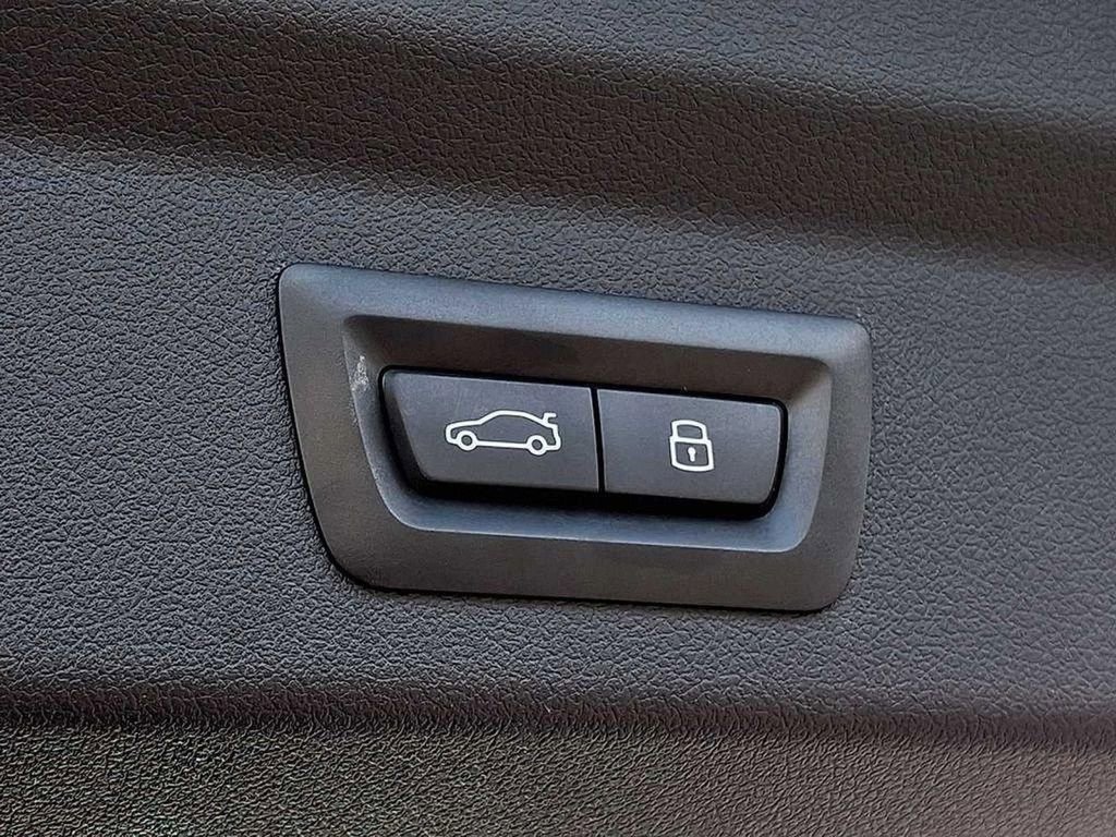 Used 2025 BMW X2 xDrive28i image 31