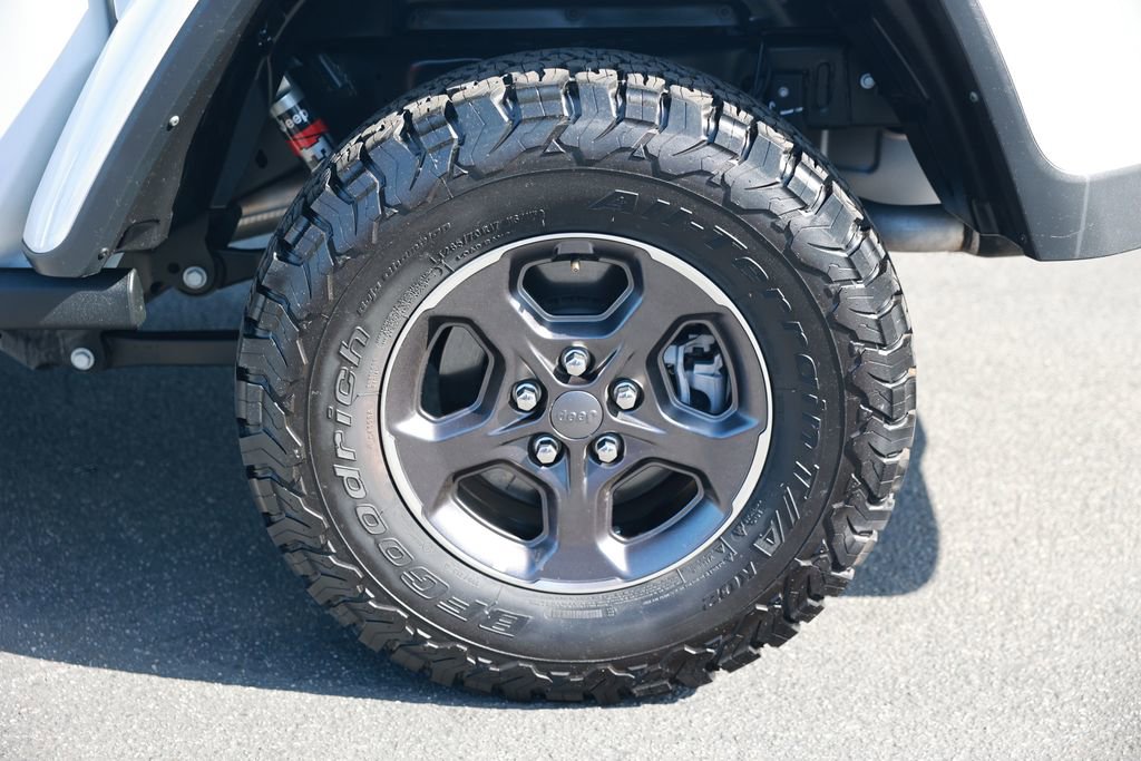 Used 2021 Jeep Gladiator Rubicon image 10