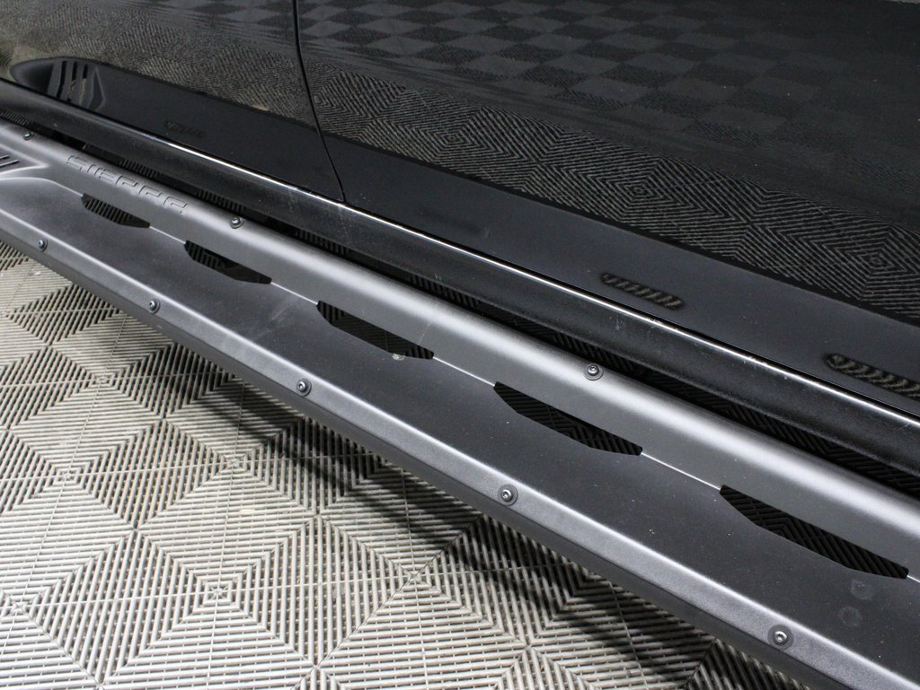 Used 2024 GMC Sierra 2500 AT4 image 53