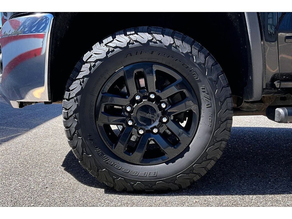 Used 2019 GMC Sierra 2500 SLE w/ SLE Preferred Package AWD/4WD image 9