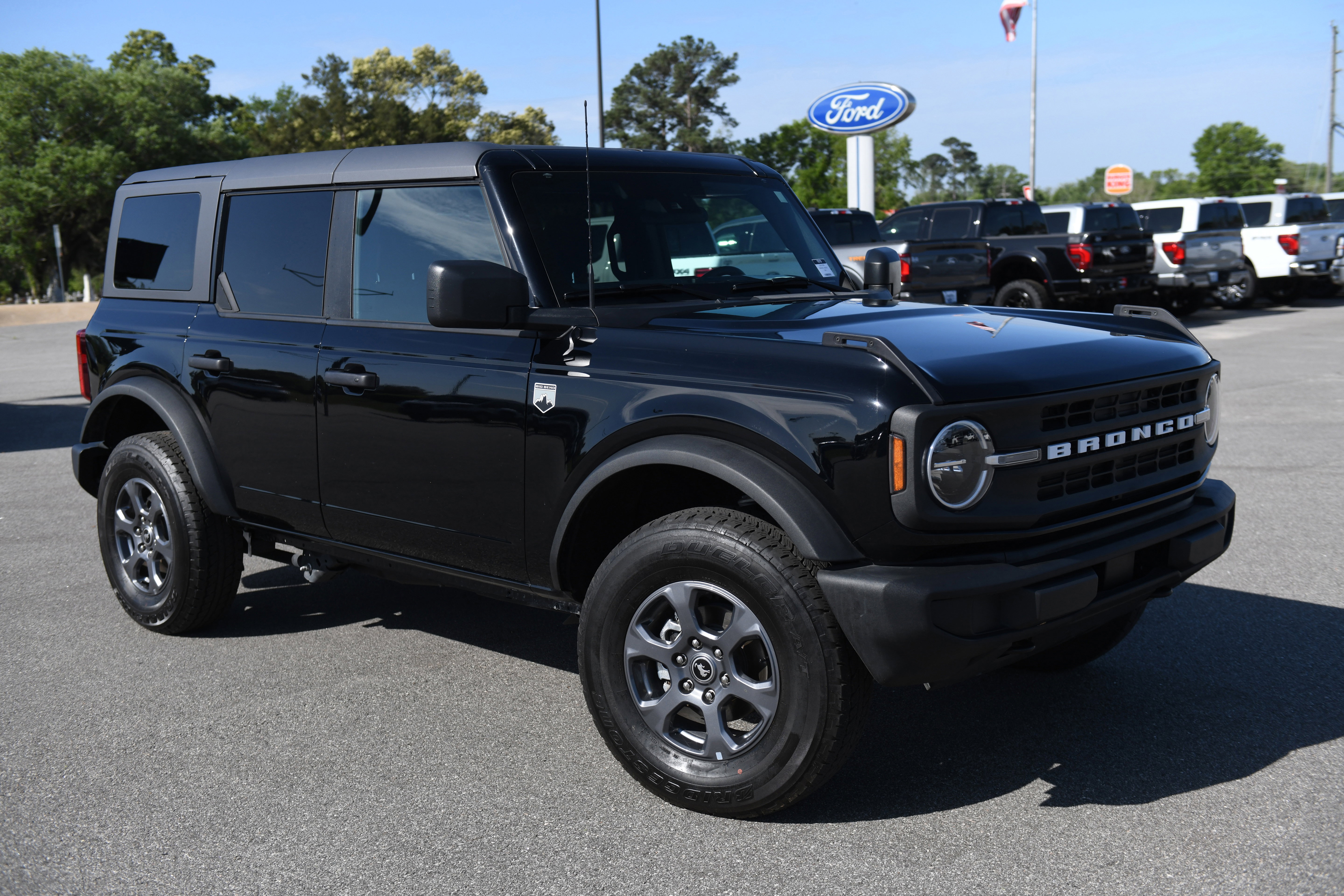 Used 2025 Ford Bronco Big Bend image 1
