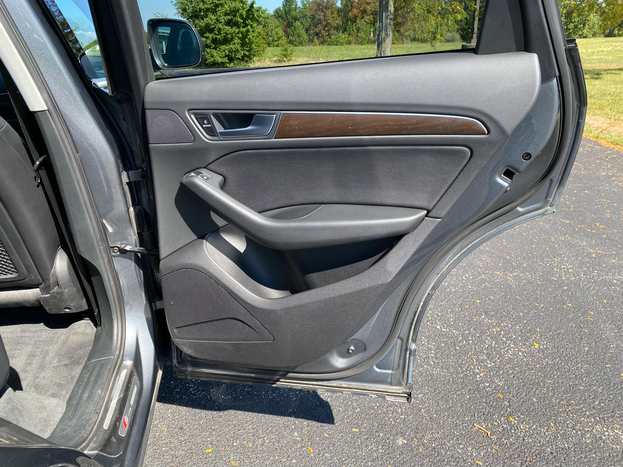 Used 2015 Audi Q5 3.0T Premium Plus w/ Technology Package image 20