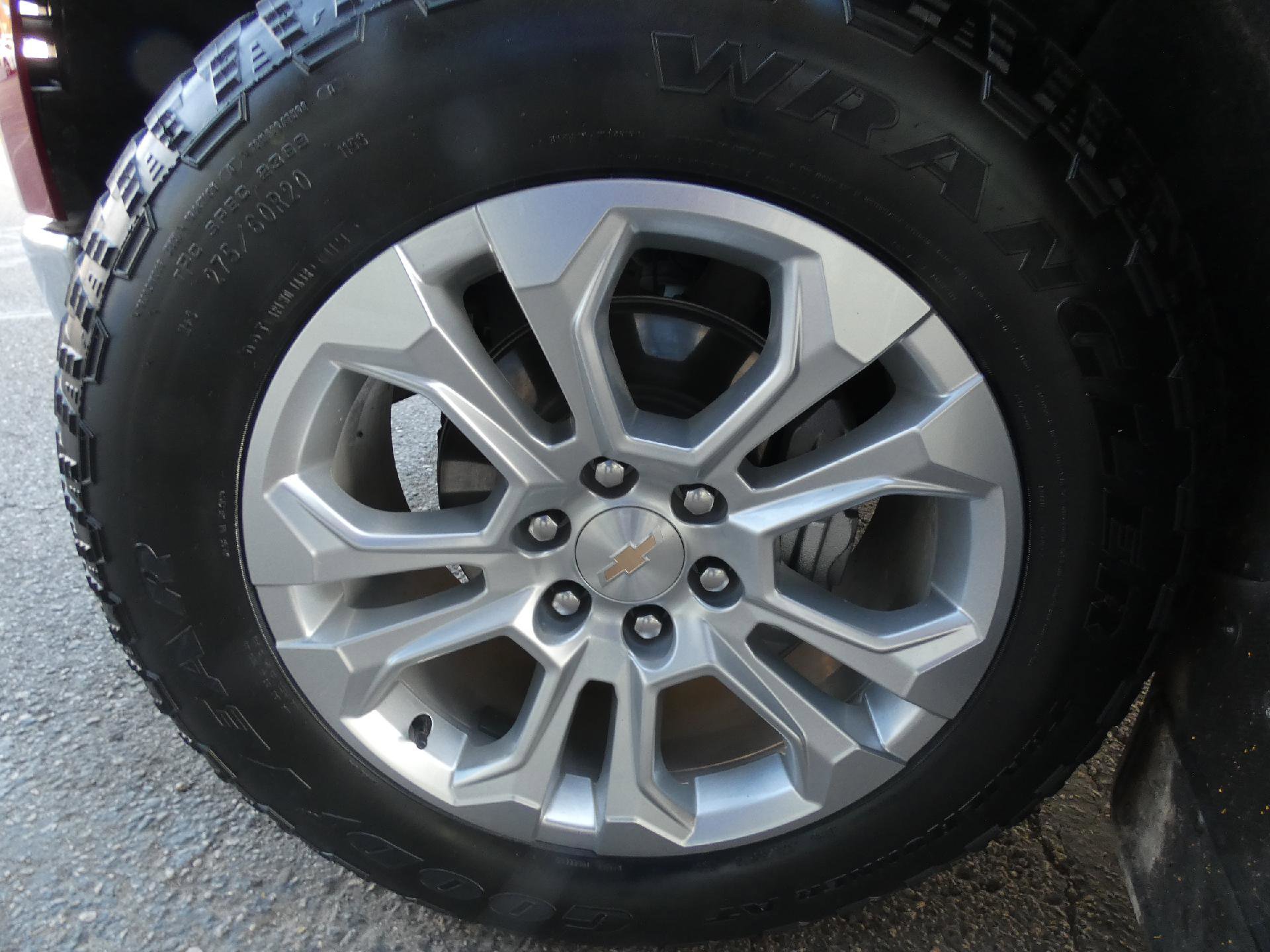 Used 2024 Chevrolet Silverado 1500 LTZ AWD/4WD image 8