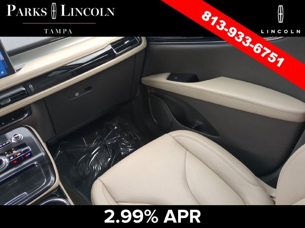 Certified 2022 Lincoln Nautilus FWD w/ Premium Package image 14