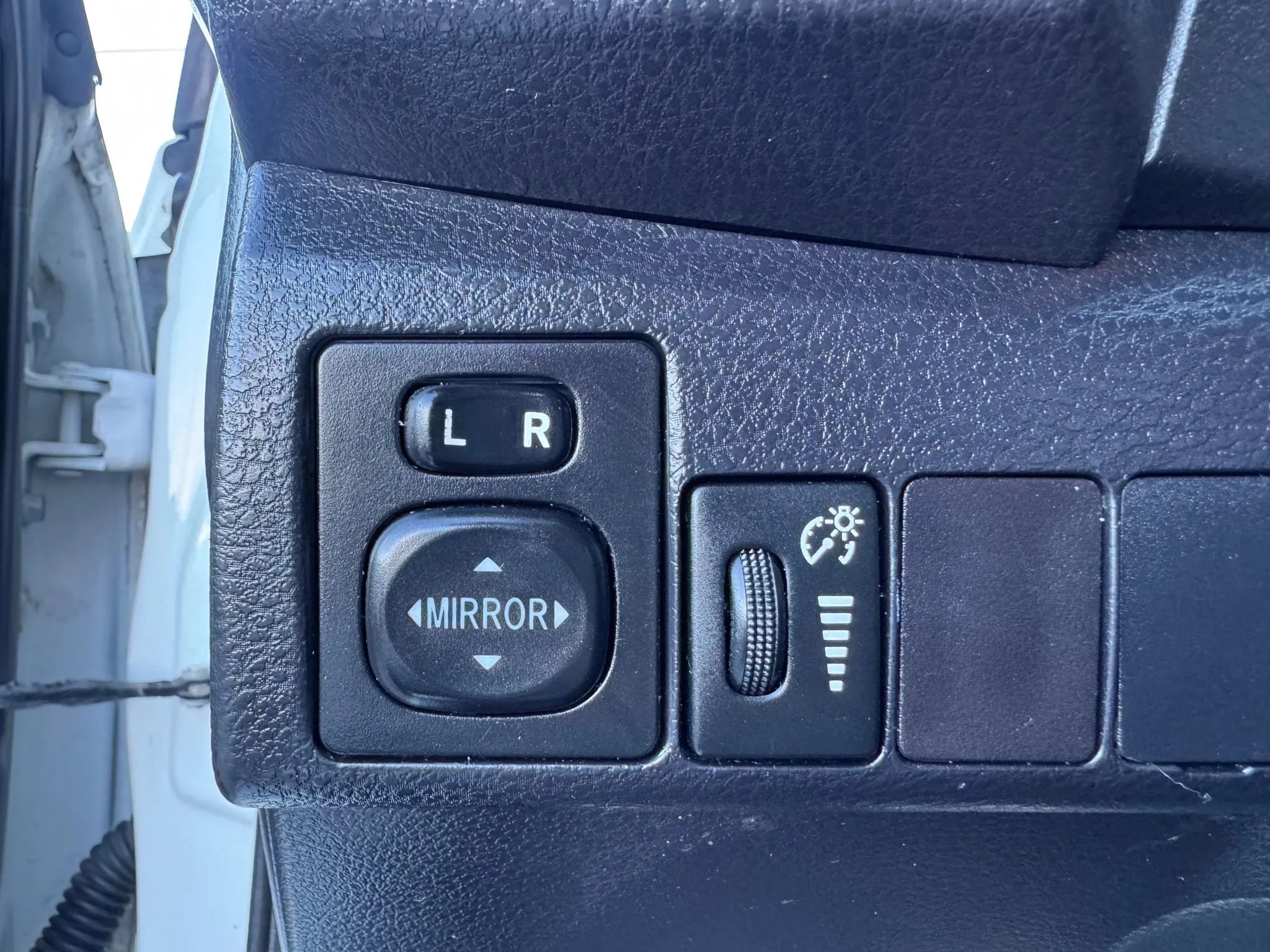 Used 2015 Toyota Corolla LE Premium image 22