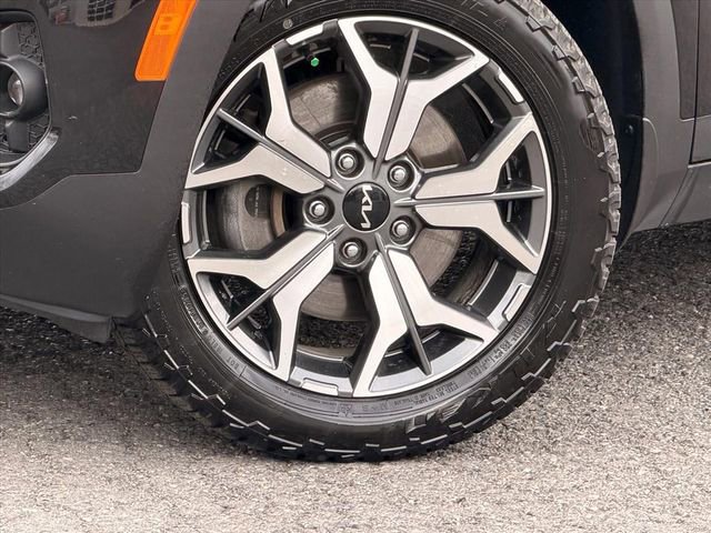 Used 2023 Kia Seltos EX image 30