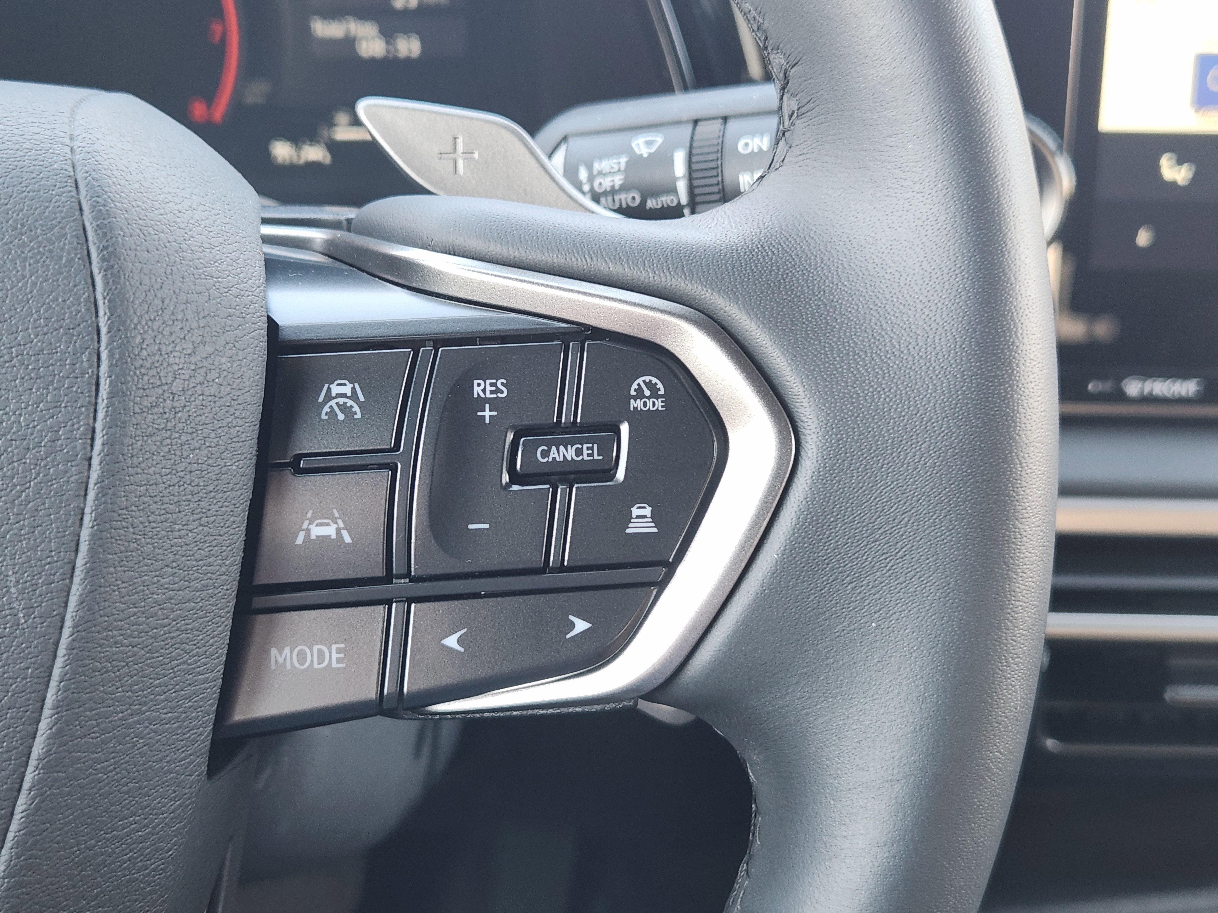 Used 2025 Lexus RX 350 FWD w/ Technology Package image 35