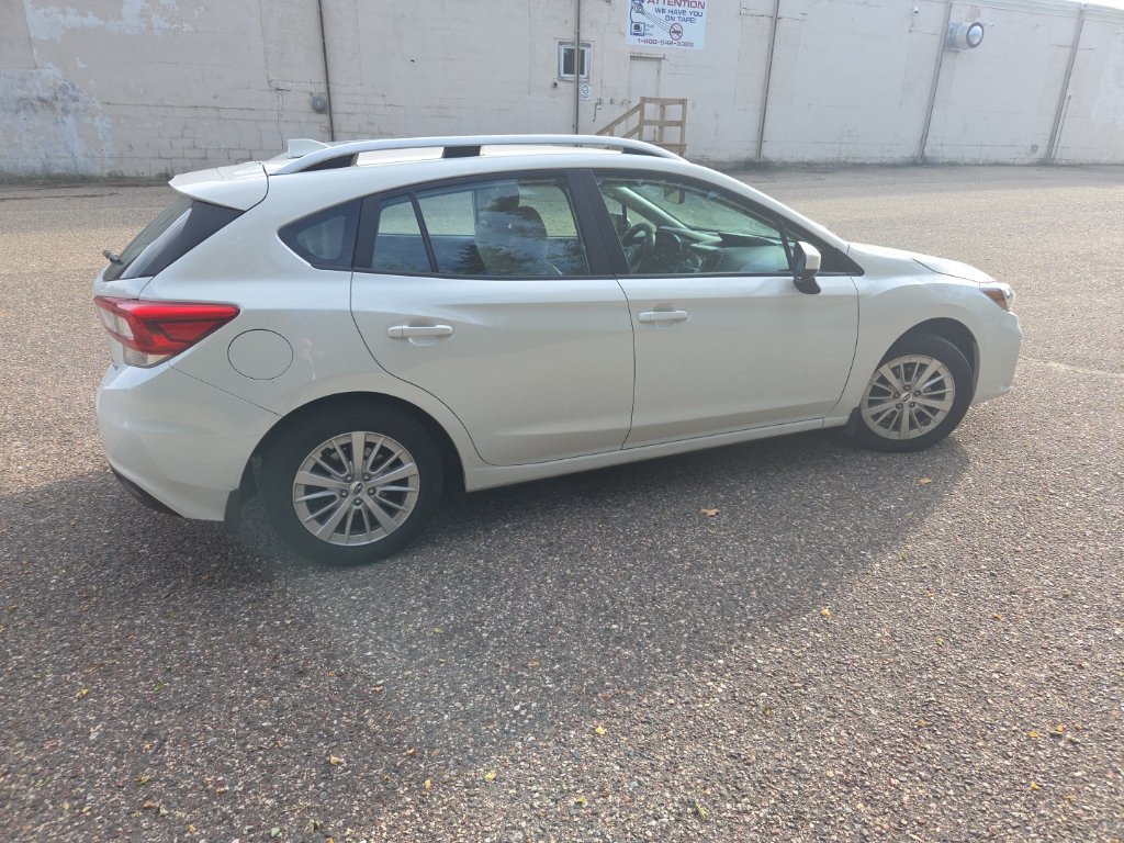Used 2018 Subaru Impreza 2.0i Premium AWD/4WD image 16