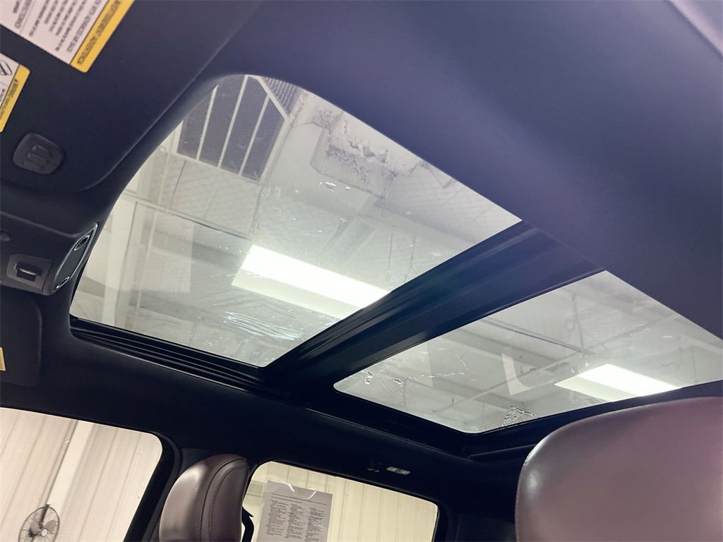 Used 2017 Ford F150 Platinum w/ Technology Package image 18