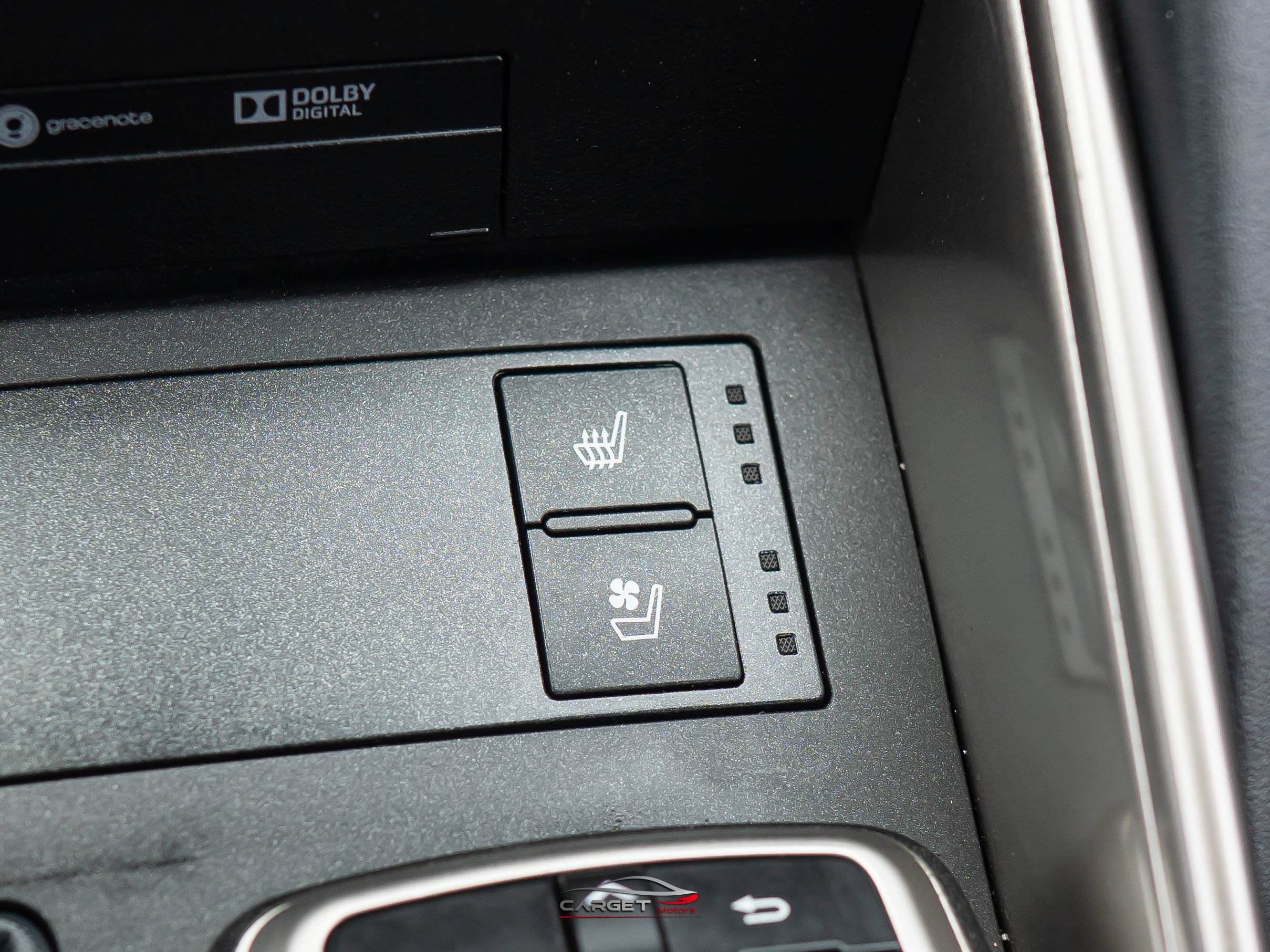 Used 2018 Lexus IS 300 AWD w/ Comfort Package image 35