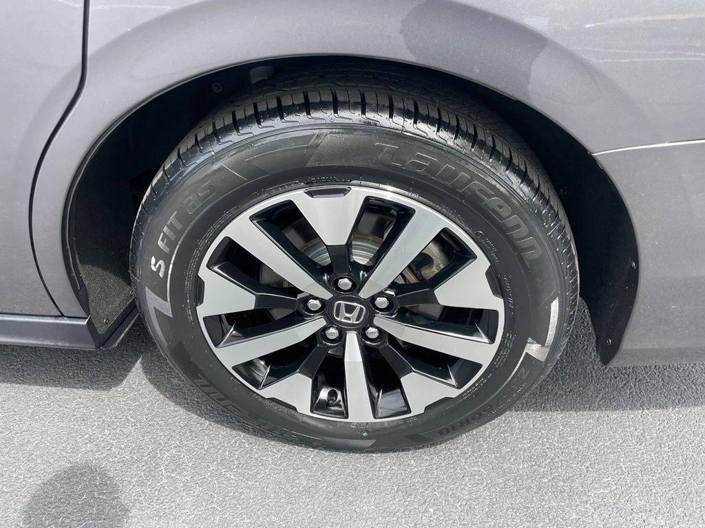 Certified 2025 Honda Odyssey EX-L image 46