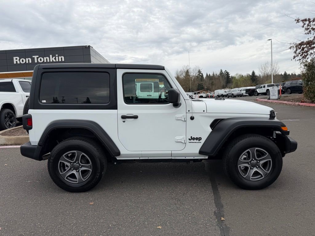 Used 2022 Jeep Wrangler Sport S image 8
