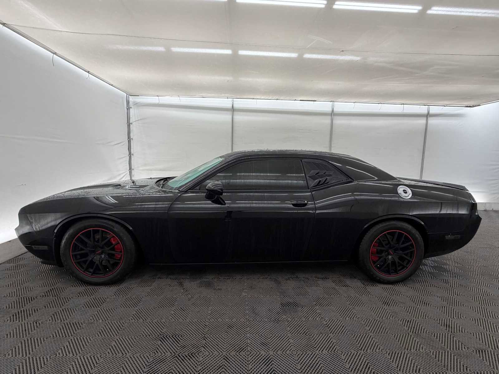 Used 2013 Dodge Challenger R/T image 3