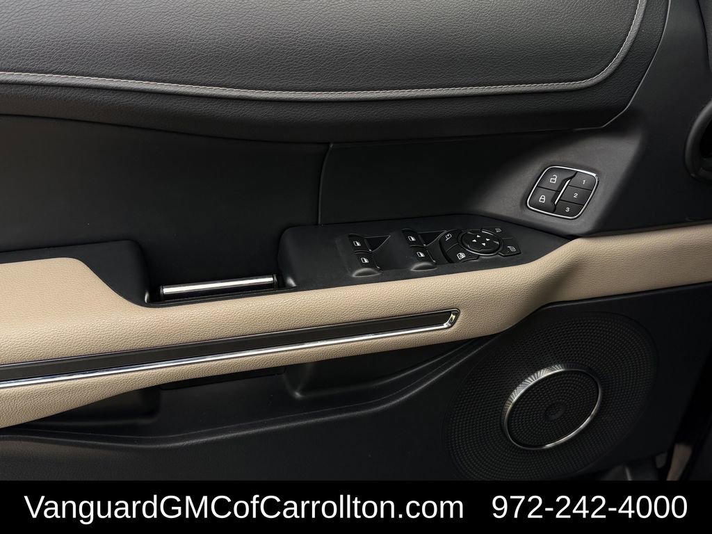 Used 2022 Ford Expedition XLT RWD image 28